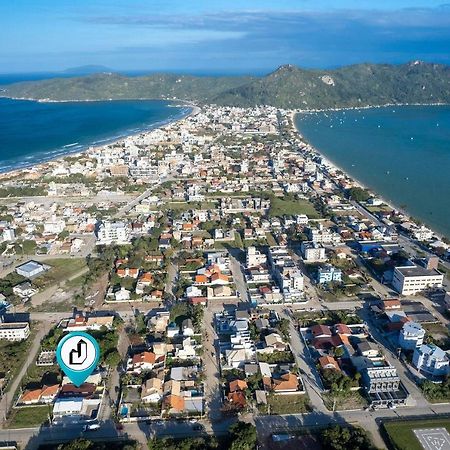 Casa térrea com 02 dormitórios Bombinhas Esterno foto