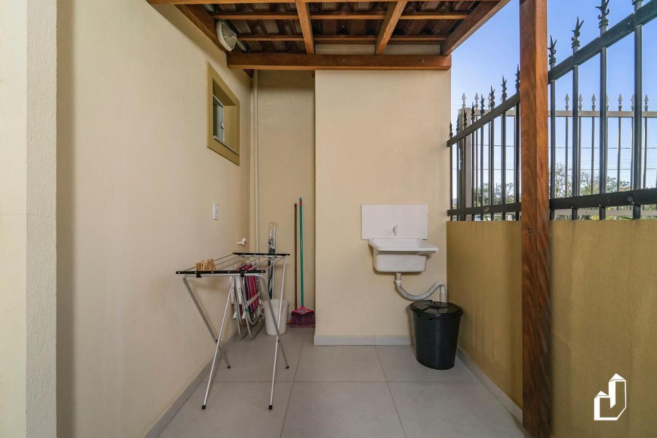 Casa térrea com 02 dormitórios Bombinhas Esterno foto