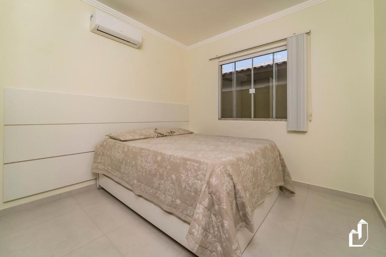 Casa térrea com 02 dormitórios Bombinhas Esterno foto